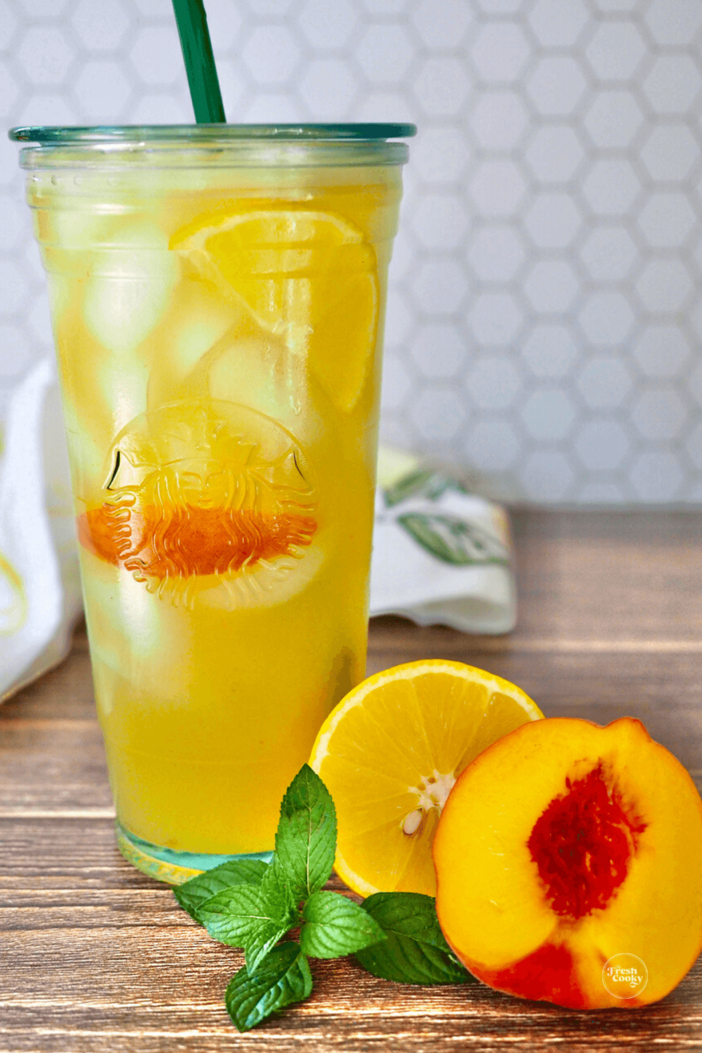 Easy Iced Peach Green Tea Lemonade Recipe Starbucks Copycat The