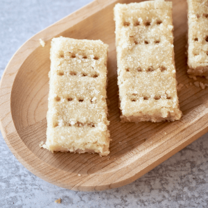 https://www.thefreshcooky.com/wp-content/uploads/2020/11/Scottish-Shortbread-square-2-300x300.png