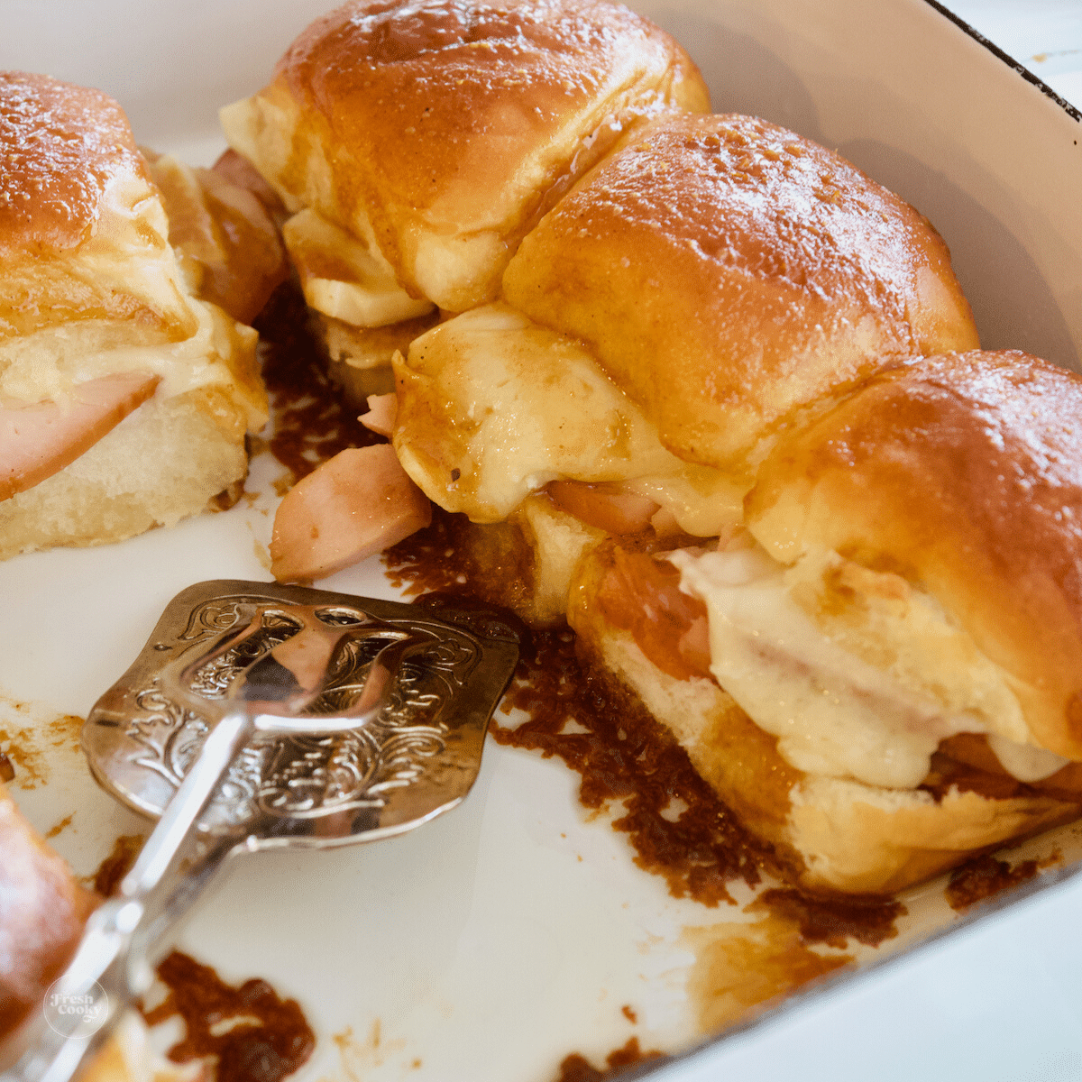 https://www.thefreshcooky.com/wp-content/uploads/2021/04/Turkey-and-cheese-sliders-square.png