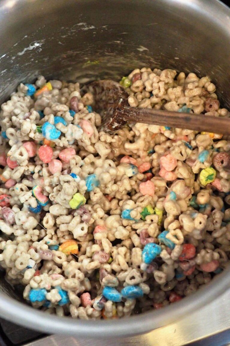 Easy Lucky Charms Rice Krispie Treats • The Fresh Cooky