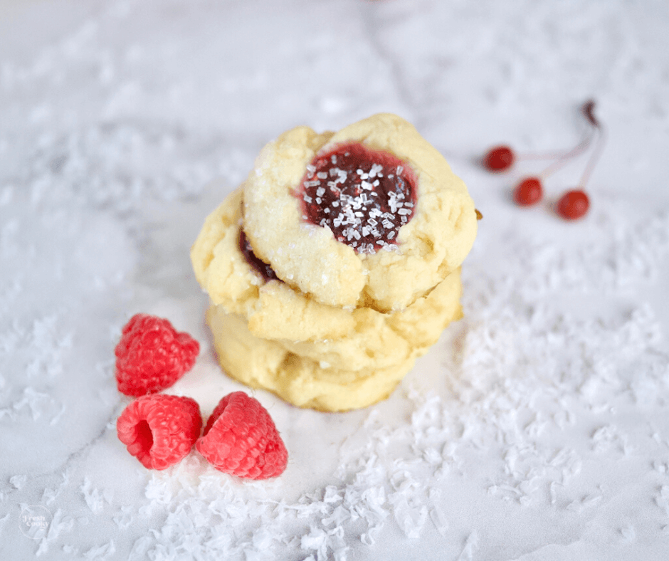 Easy 5-Ingredient Raspberry Cheesecake Thumbprint Cookies Recipe