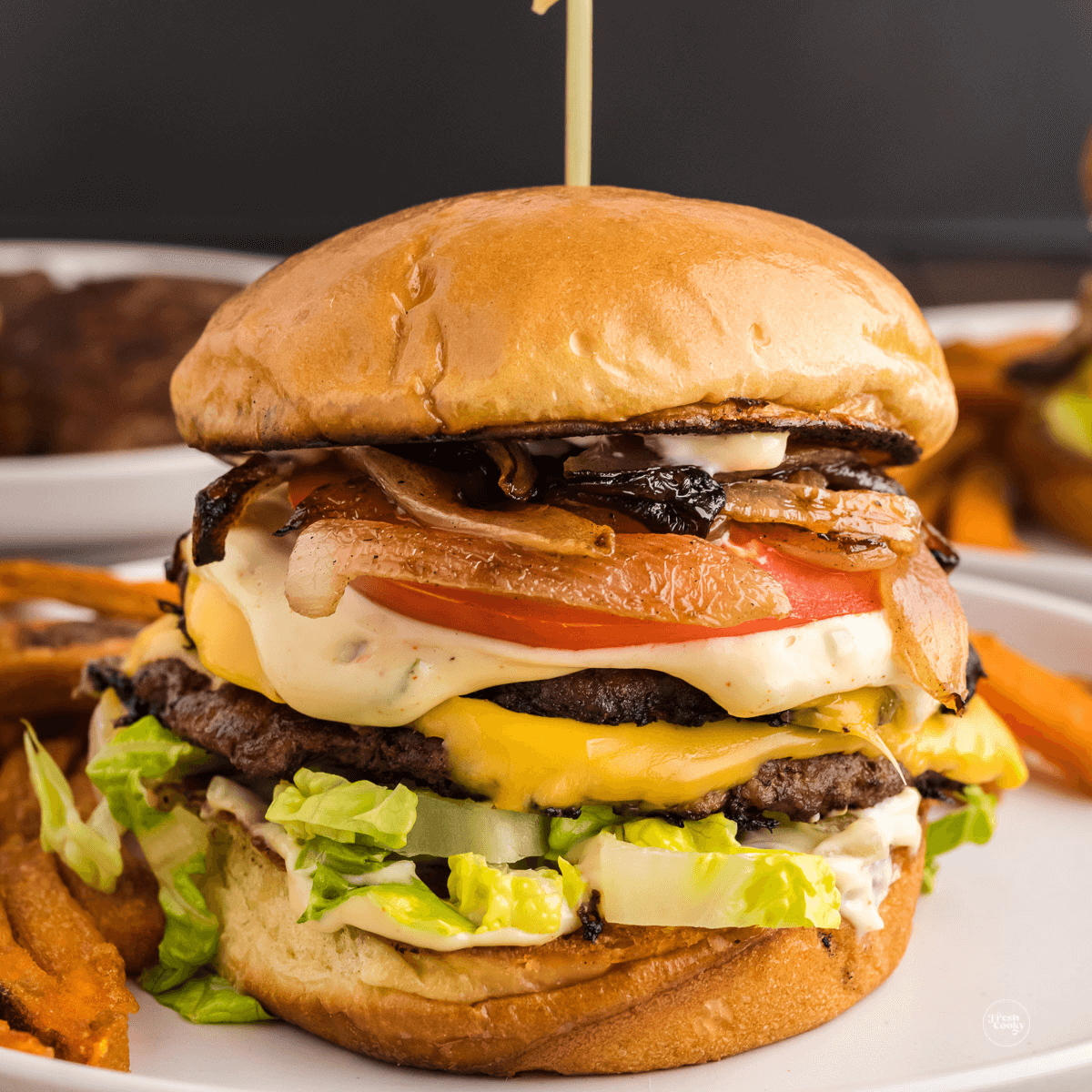 Smash Burger Recipe {Quick and easy}- Butter Your Biscuit