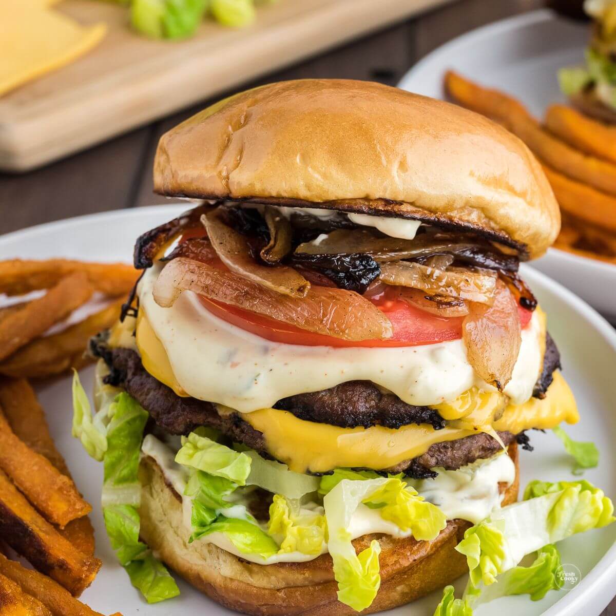 Smash Burgers with House Sauce Recipe - Pinch of Yum